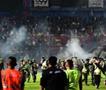 Индонезискиот претседател нареди компензација за семејствата на 125-те жртви на стадионот