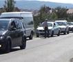 Блокиран патот од Битола кон село Маково поради јавен собир