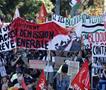 Хаос во Франција: Во Париз затворени спомениците и музеите поради страв од вандализам (ВИДЕО)