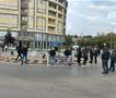 Родителите на починатите во „Пулс“ ги започнаа блокадите на сообраќајот
