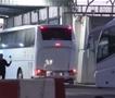 Започна ослободувањето палестински затвореници, автобуси тргнаа кон Западниот Брег и Газа