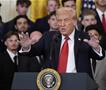 Трамп: Блискоисточните земји од мене бараат да го уништат Хамас, им реков сѐ уште не