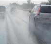 Сообраќајот се одвива непречено, по влажни коловози