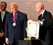 Инфантино му ја врачи на Трамп наградата за мир (ВИДЕО)