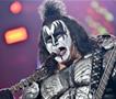Џин Симонс од групата „ KISS“: Музичарите во Америка се третираат полошо од робови (ВИДЕО)