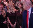 Фото: Трамп со ќерките и внуките на УФЦ борба
