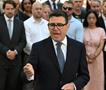 Новиот британски премиер ги намалува даноците на сметките за електрична енергија
