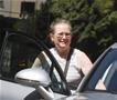 Холивудска ѕвезда од 90-тите забележана по подолг период во јавноста