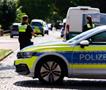 Ужас во Германија: Едногодишно бебе се искачи на прозорска даска и падна од зграда, мајката скокна по него