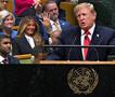 Видео: Трамп го прекина говорот поради Меланија – погледнете ја нејзината реакција! 