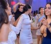 Младоженците во втор план- сите гледаат во бујната гостинка на балканска свадба (ВИДЕО)