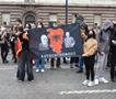 Скандал во Тирана: Демонстрантите носат знаме на „Голема Албанија“ (ФОТО)