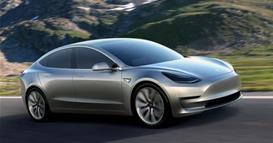 „Tesla“ отпушта 200 работници одговорни за развојот на автопилотот