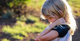 Ова се знаци за емоционално занемарување кај децата – тврдат психолозите