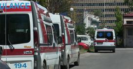 Жешкото и променливо време ја вжешти линијата на брзата помош, зголемен број коласи
