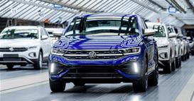Продажбата во Германија открива нови трендови: VW T-Roc е хит, а хибридите прва опција 