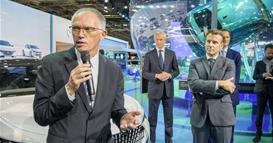 Поранешниот прв човек на Стелантис: Тесла би кожело да ја напушти автомобилската индустрија