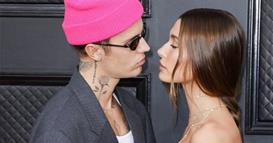 Хејли Бибер позира во мини бикини, сопругот Џастин се јави со коментар (ФОТО)