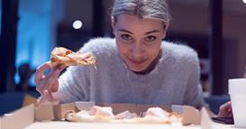 Диететичарите согласни: Ова е најдоброто време за вечера!