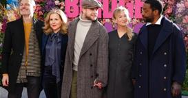 „Бриџит Џоунс“ доби статуа во Лондон- Рене Зелвегер: Послатка е од мене (ВИДЕО)