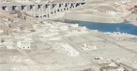 Видео: Езерото Каракурт во Источна Турција пресуши, се појави потопено село од 2020 година