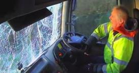 Видео: Што може да се случи кога возите со замаглено ветробранско стакло?