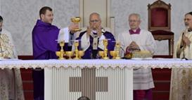 Папата Лав XIV ги повикува различните заедници во Либан на обединување за да ја надминат кризата