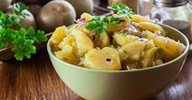 Највкусна компир салата – Тајната е во една состојка, без неа не е добра