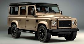 Потребни се 300 работни часови за да се избои класичниот „Дифендер“ (ФОТО)