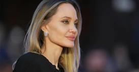 Анџелина Џоли храбро ја покажа лузната од мастектомија- има силна причина (ФОТО)