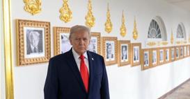 Администрацијата на Трамп го исмеа Бајден со плоча на Белата куќа