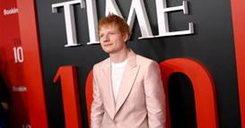 Фото: Ед Ширан ослабе 14 килограми и ги покажа мускулите!