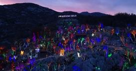 Најволшебното село на Балканот: Божиќна магија што го воодушевува светот (ВИДЕО)