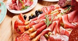 Совети: Сувото месо се чува во замрзнувач до 12 месеци