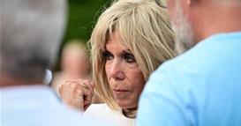 Десет лица осудени за онлајн малтретирање на првата дама на Франција, Брижит Макрон