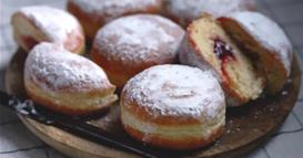 Крофни со мармалад