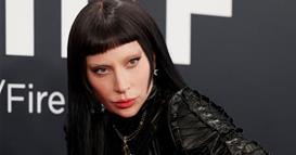 Лејди Гага го прекина концертот за да зборува за  политиките на Трамп (ВИДЕО)