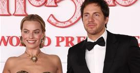 Сите го жалат сопругот на Марго Роби по нејзината изјава: Кутриот тој (ФОТО)