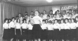 На 6. февруари во 1945 година во Битола е одржан првиот наставен час на современ македонски јазик