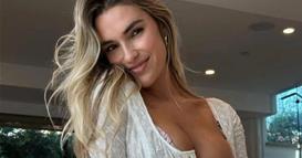 Фото: Најсексипилната одбојкарка на светот во микро бикини