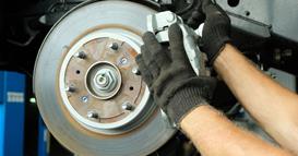 Вашиот автомобил стоел подолго време? Еве зошто првото возење може да биде ризично