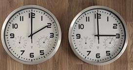 Утре се поместуваат стрелките на часовникот 