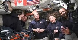 Теории на заговор се појавија по снимката на астронаутите во мисијата „Артемис II“: Цело време нѐ лажеле (ВИДЕО)