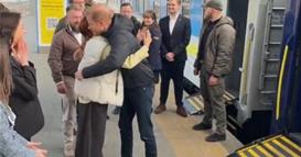 Принцот Хари  во ненајавена посета на Киев 