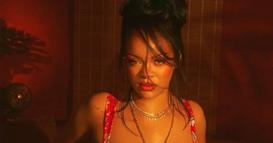 Ријана позира во долна облека од нејзината најнова колекција- фановите воодушевени (ФОТО)