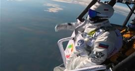 Русин скокна од 11,5 километри височина, достигна брзина од над 500 км/ч (ВИДЕО)