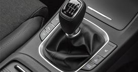 Шефот на „Aston Martin“ за рачните менувачи: „Многу покомплицирано отколку што изгледа“