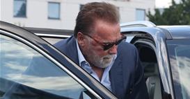 Шварценегер на суд поради сообраќајка од 2022 година- призна дека поминал на црвено 