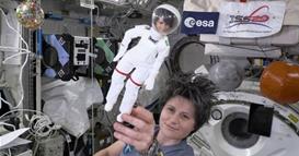 Италијанска астронаутка ги откри тајните на нејзиниот престој во вселената (ВИДЕО)