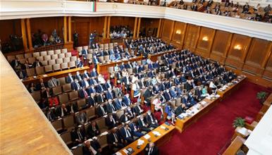 Бугарскиот парламент гласаше претседателските избори да се одржат на 25 октомври